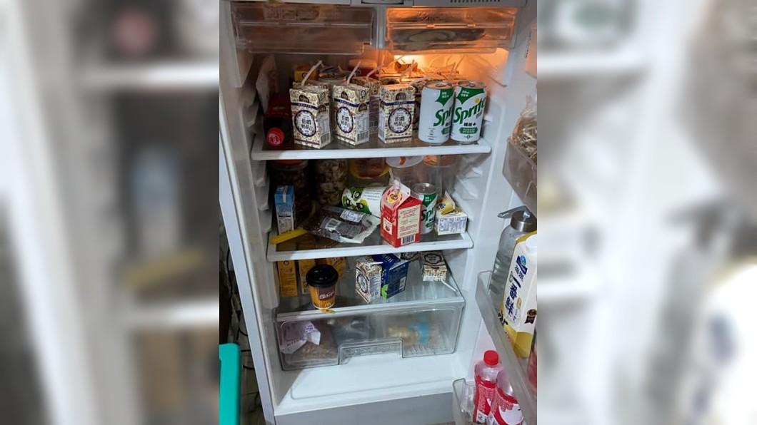 原PO先生總是把空瓶冰冰箱。（圖／翻攝自爆怨公社）