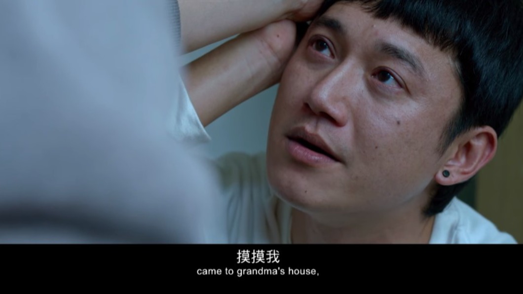 吳慷仁此畫面被網友瘋傳。(圖/翻攝自我沒有談的那場戀愛臉書)