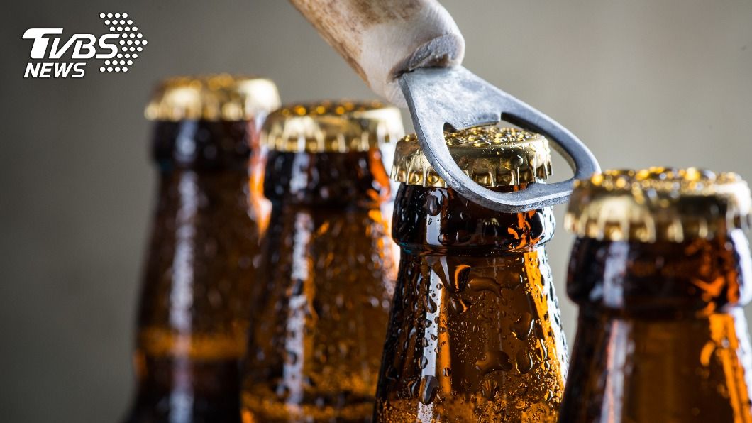 酒類為許多人容易忽略的熱量地雷區。（示意圖／shutterstock達志影像）