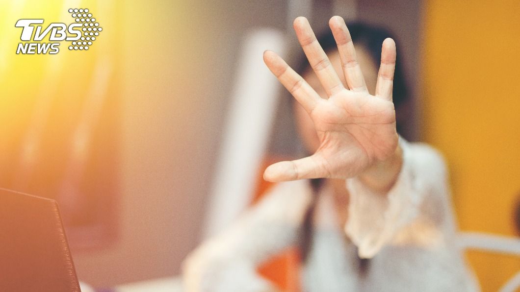 面對性騷擾，請勇敢說不。（示意圖／shutterstock達志影像）