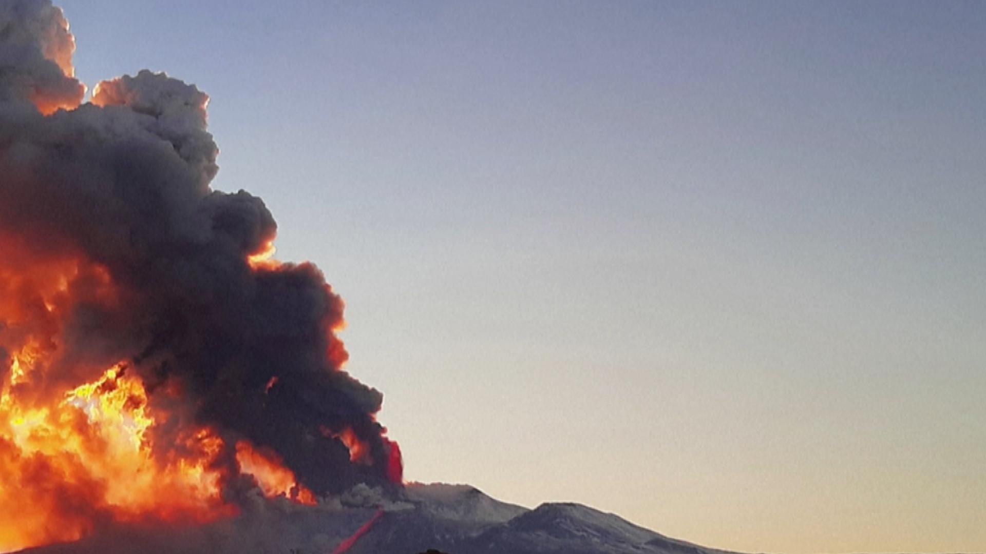 埃特納火山再噴發 國際機場暫時關閉