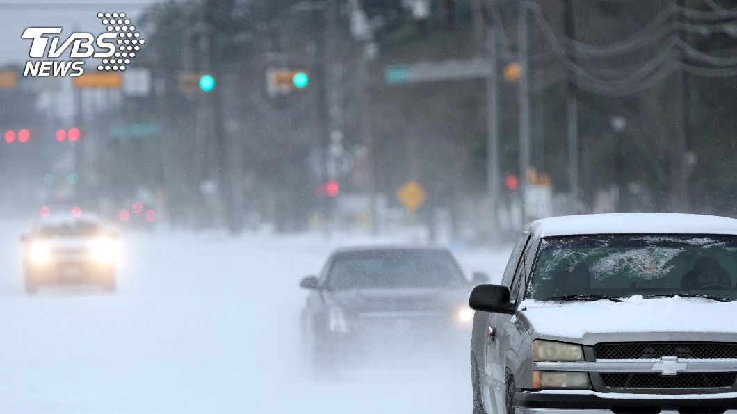 冬季風暴吹垮德州供電　意外掀起再生能源大戰