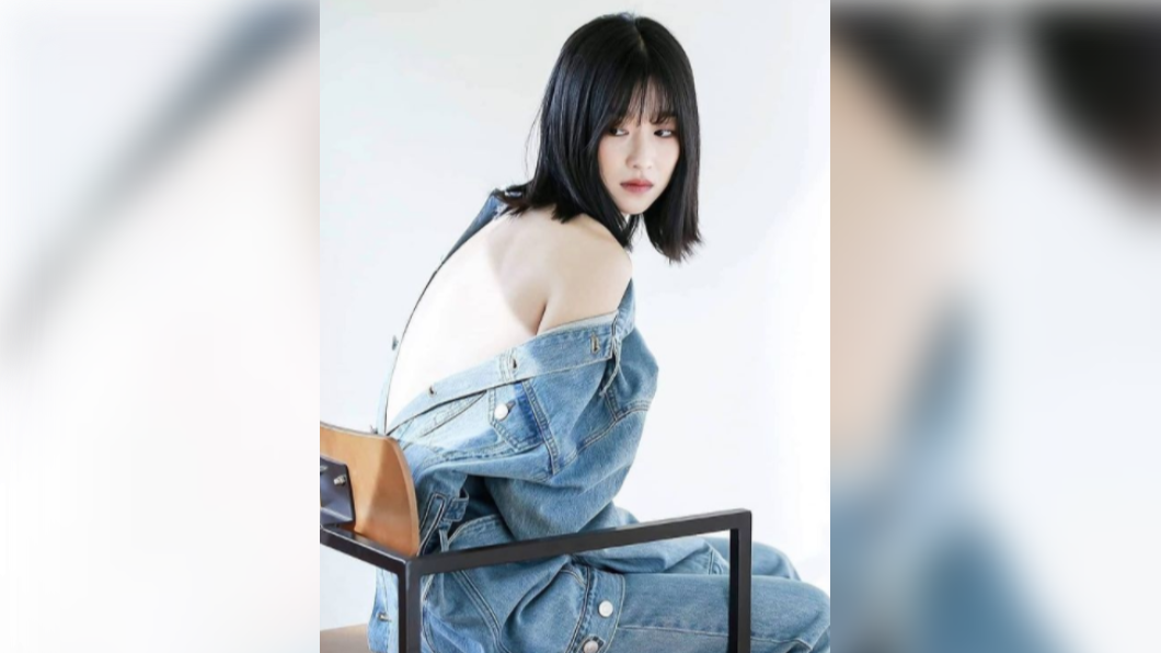 徐睿知剪了肩上中短髮,在配上齊瀏海。(圖/翻攝自seoyeaji_1990 IG)
