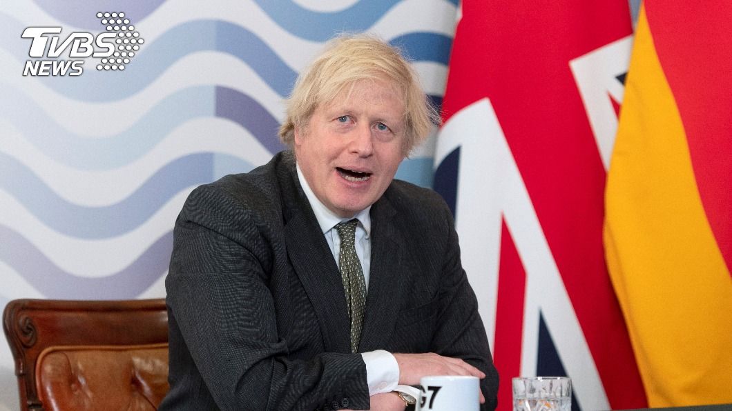 英國首相訂新目標 所有成年人7月底前接種首劑疫苗