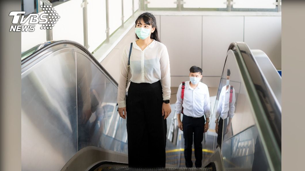 避免衝撞意外! 日埼玉縣立法禁「走電扶梯」
