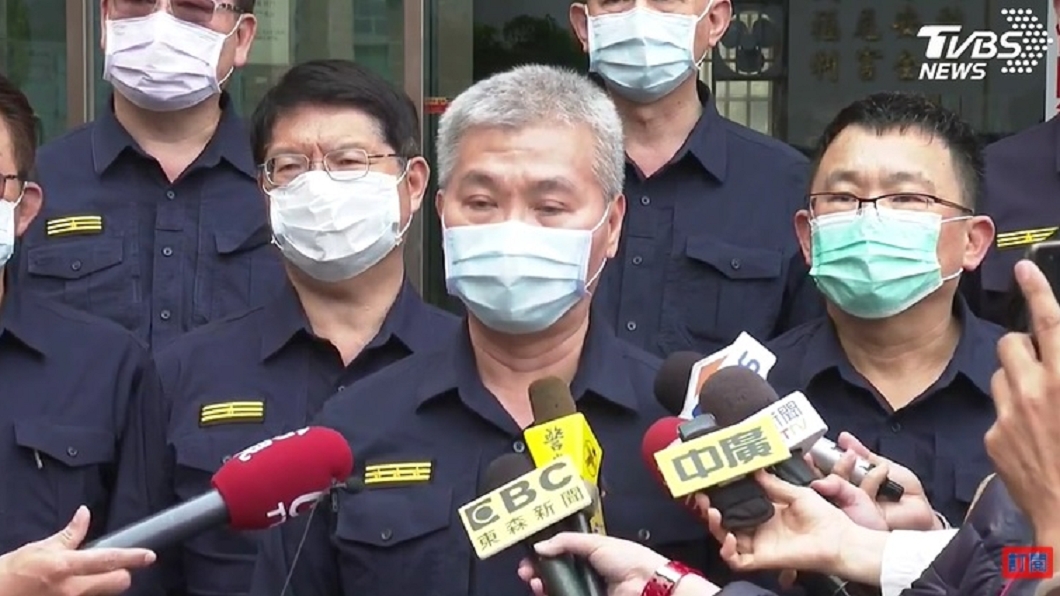 台南市警察局長方仰寧說明初步案情。(圖/TVBS)