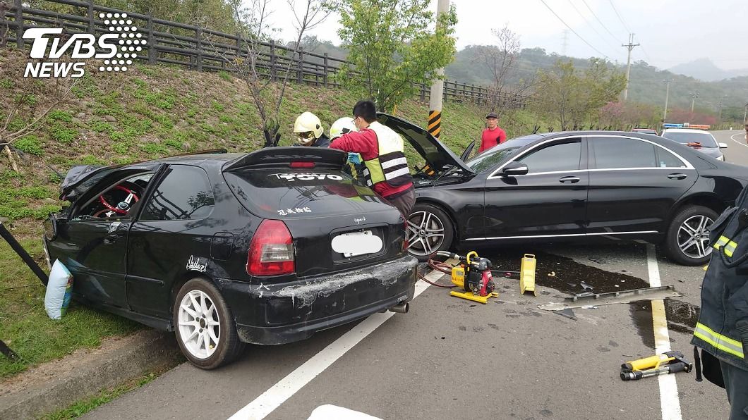 男子酒駕行經苗栗時逆向衝撞釀車禍，共計2死2傷。（圖／中央社）