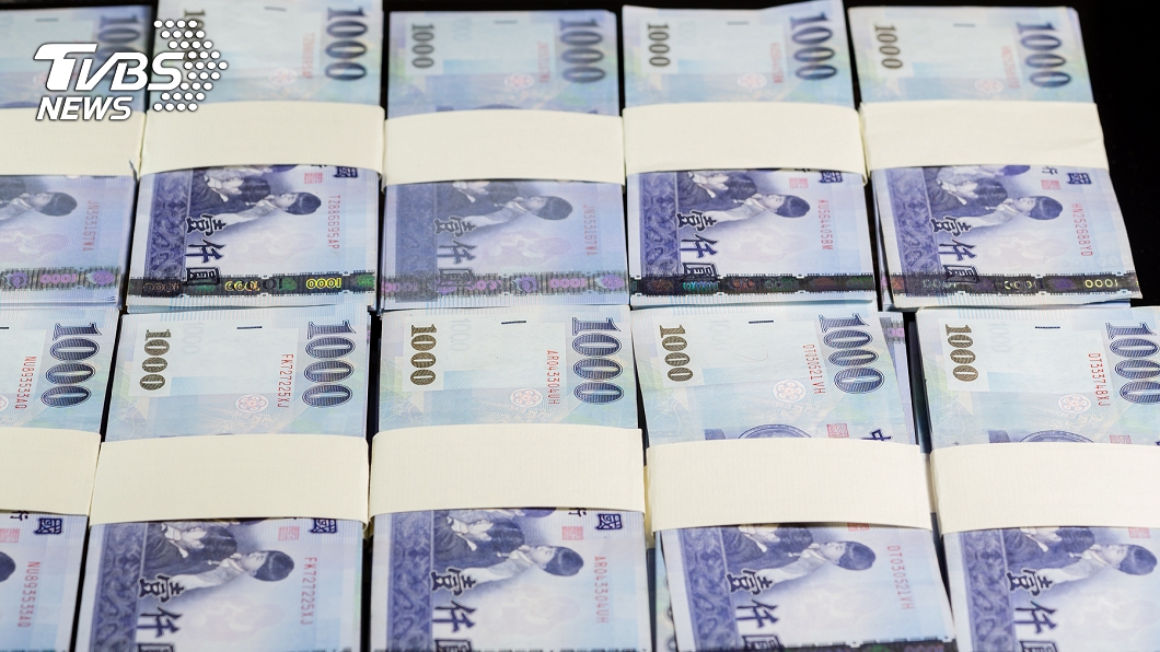 民眾撿「裝7萬現金皮夾」報案 27歲警遭控私吞下場慘