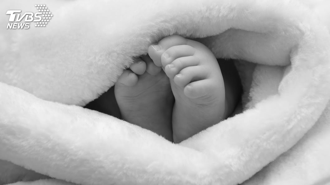 1歲兒「不乖乖喝奶」　肯亞嫩媽冷血持刀斬首