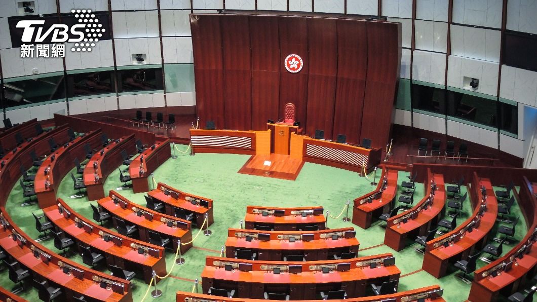 港媒：配合選舉制度改革　立法會選舉再延一年