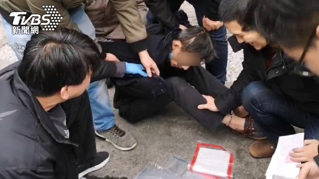 西門町傳槍響!嫌拒捕「口袋內朝警開槍」瞬間遭壓制