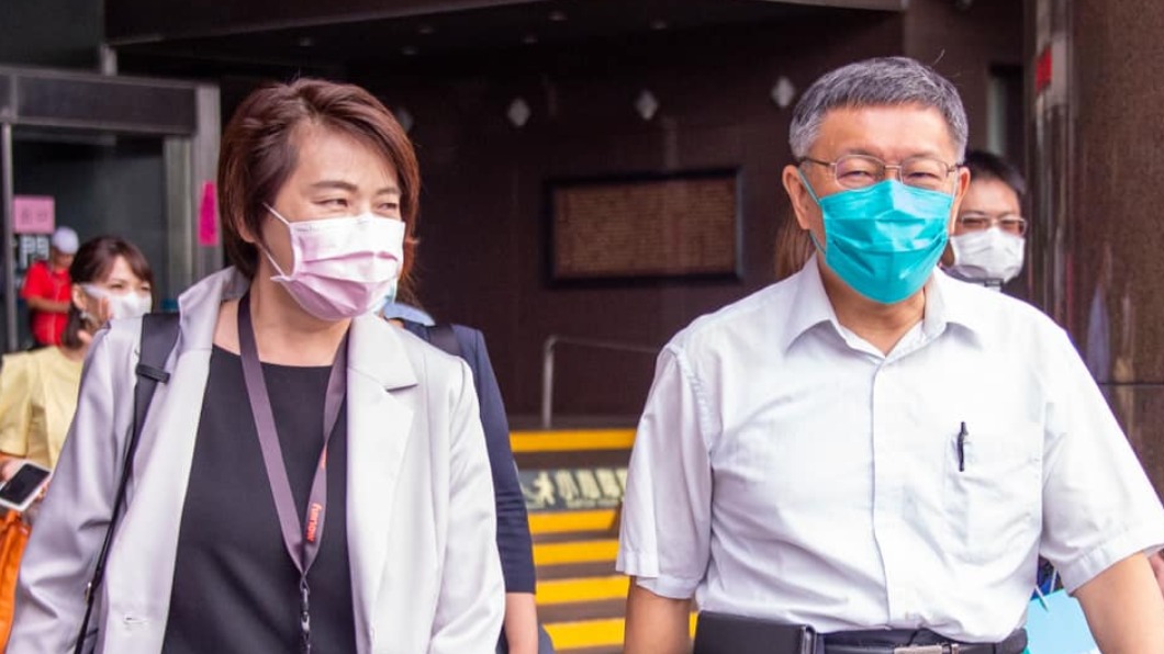 「兩手策略」轉挺蔣萬安?柯P、黃珊珊對話曝玄機