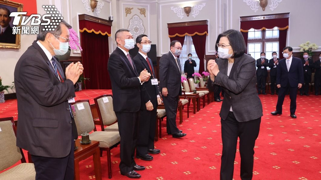 蔡英文:不受限預算資源 規劃輔導方案挺中小企業