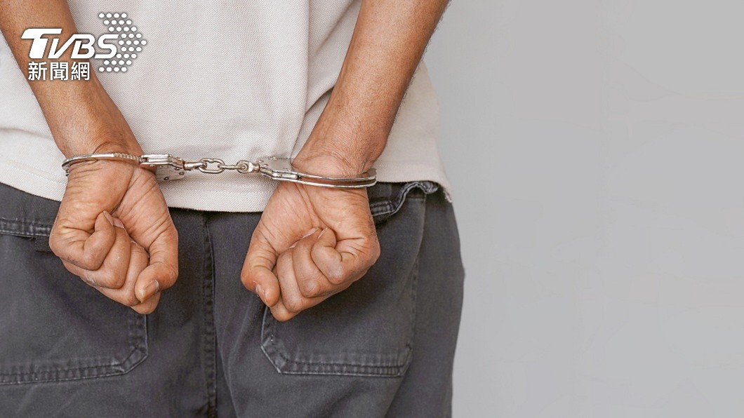 男方將女友騙出後持刀割喉殺害遭到逮捕。(示意圖/shutterstock 達志影像)