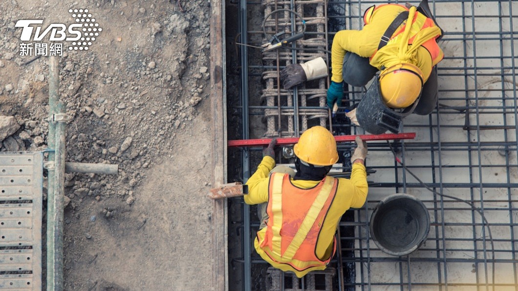 這些員工都是之前任職該公司的建築工人。(示意圖/shutterstock 達志影像)