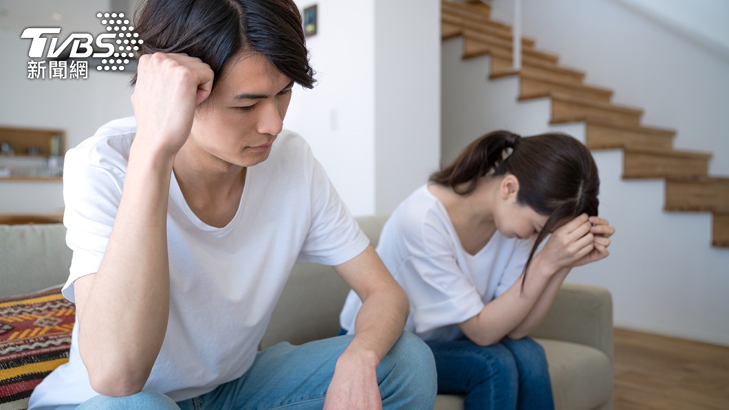 逼上繳7萬月薪 男當4年奴隸「心死提離婚」網友全拍手