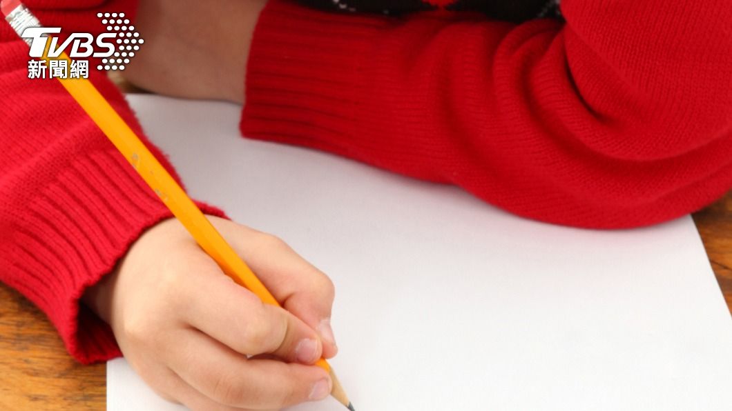 新北議員籲小學生開學後快篩 侯友宜:可提供部分