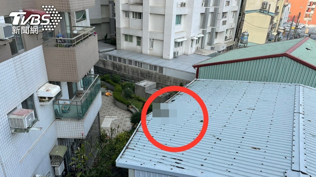 高雄翁墜樓撞破鐵皮屋　「腳掌切斷」血淋與屍分離