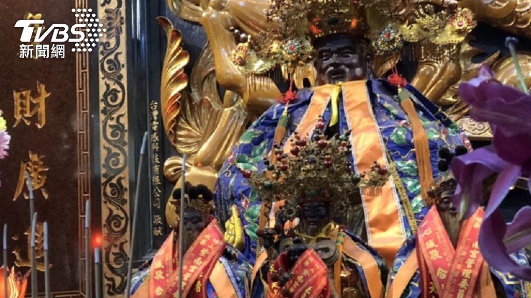 土地公中秋生日!拜2零食5水果財運旺 數錢數到手軟