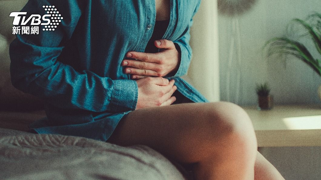 營養師指出,痛風、高尿酸雖好發於男性,不過女性在更年期後也需注意。(示意圖/shutterstock達志影像)