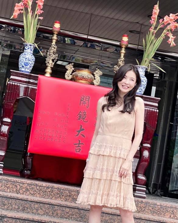 何如芸昨(13)日出席新戲開鏡記者會。(圖/翻攝自何如芸臉書)