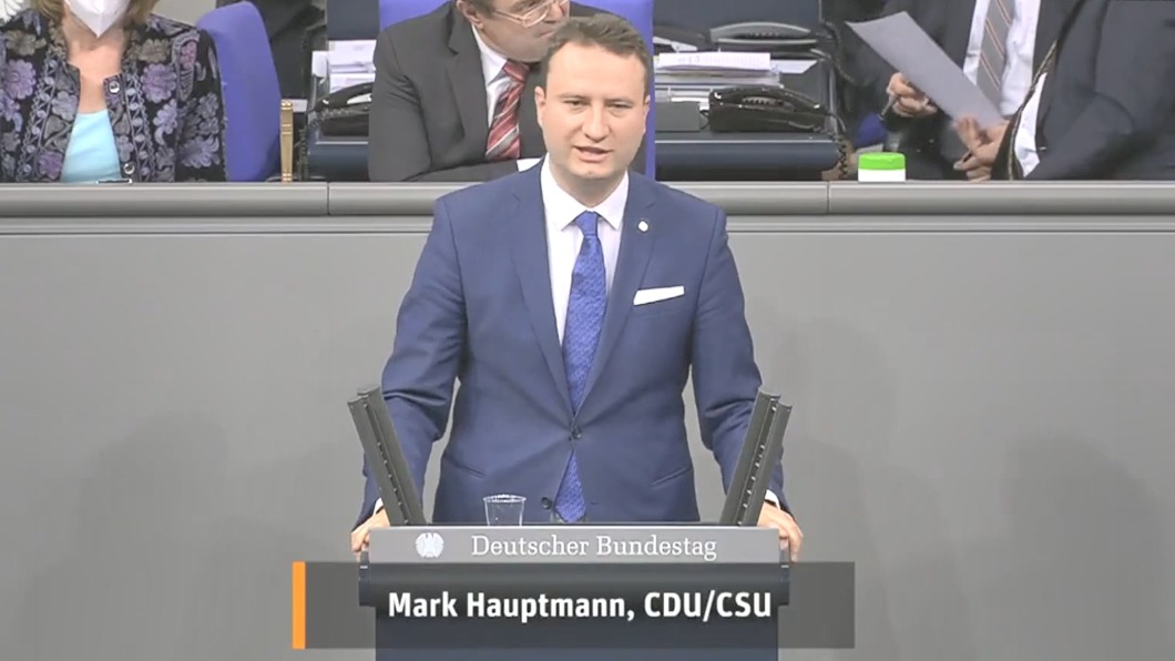 圖/翻攝自Mark Hauptmann YouTube