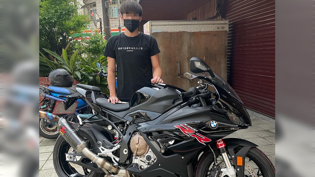 帥男「全貸84期」買百萬重機 千人驚嘆:貸到兒子出生