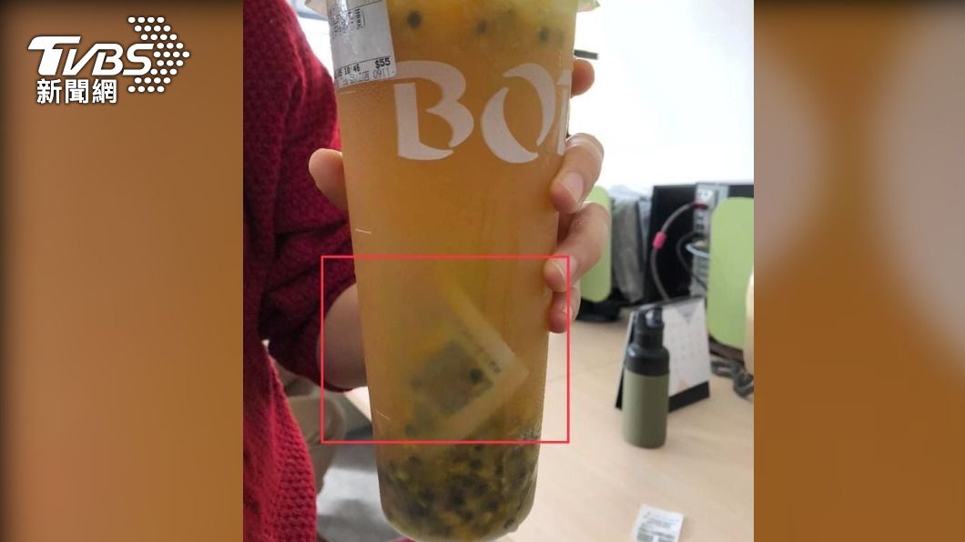 點飲料要求「發票存裡面」 店員照做網笑瘋:你累了嗎
