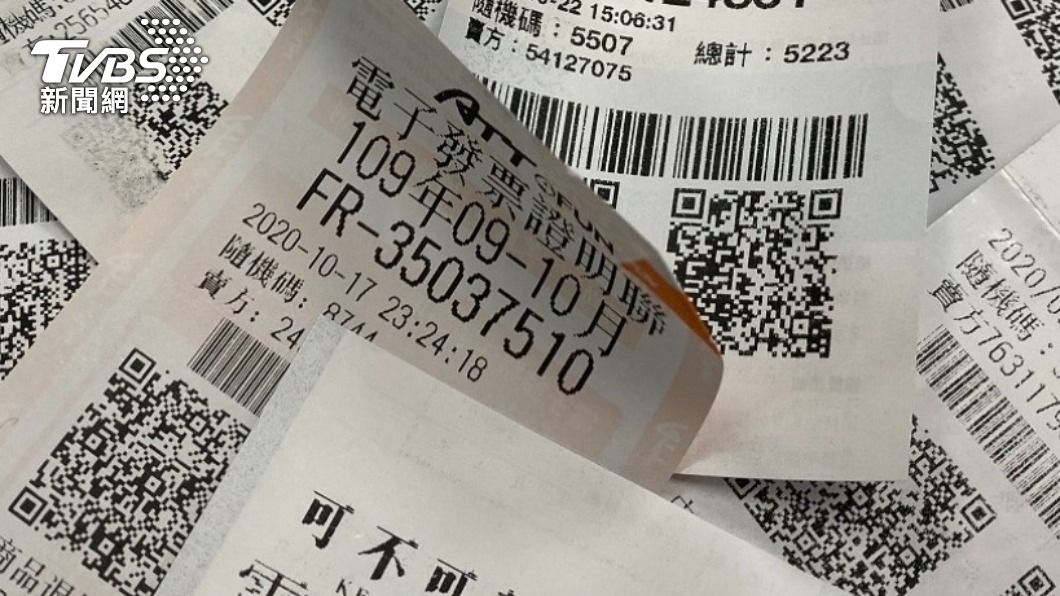 發票可印成紙本或存入雲端載具。(示意圖/TVBS)