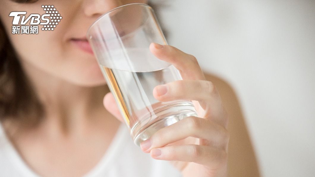 罹罕病「喝超過3杯水」恐致死　英女腎臟功能剩1%