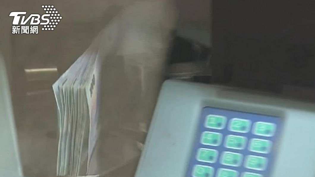 9家銀行違反勞基法 北市開罰共計102萬