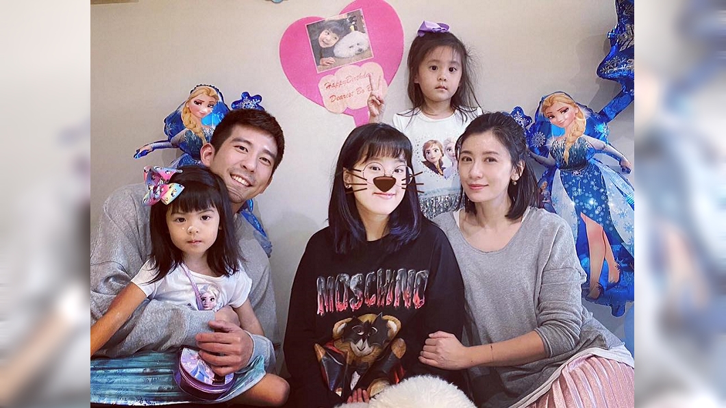 賈靜雯已經生了3個女兒。（圖／翻攝自賈靜雯臉書）