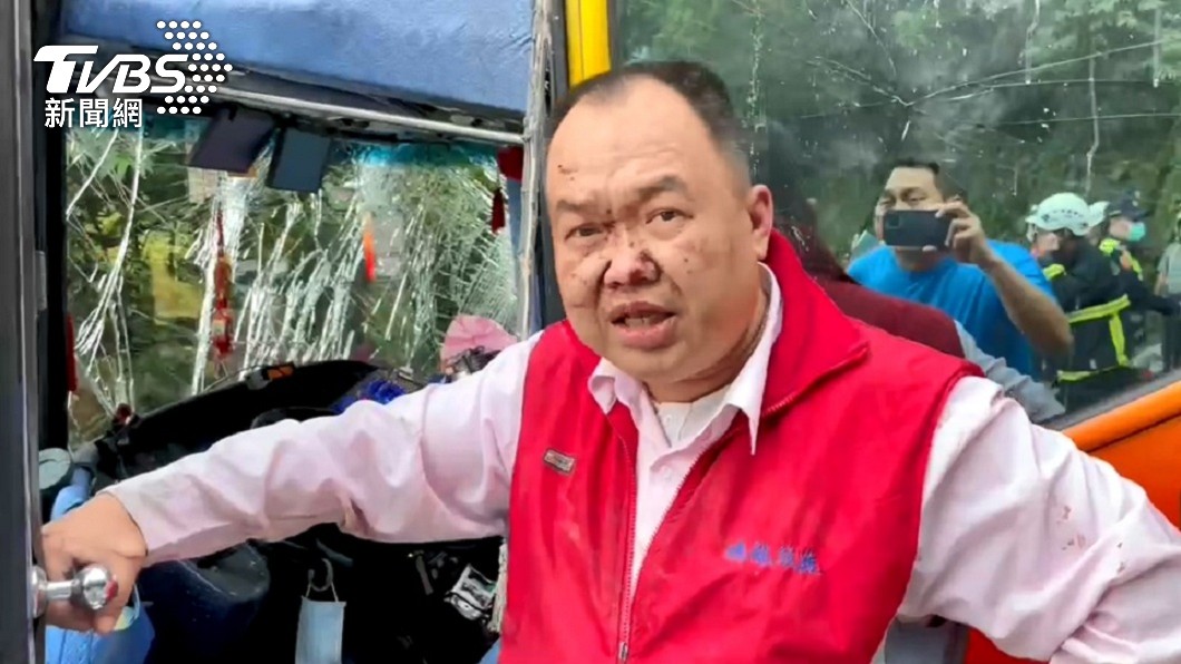 遊覽車蘇花撞山壁釀5死　旅行社老闆失聯找不到人