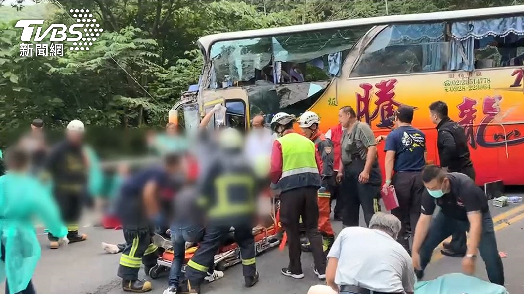 父母旅行撞期逃蘇花車禍死劫　他一眼認出：員工旅遊年年搭