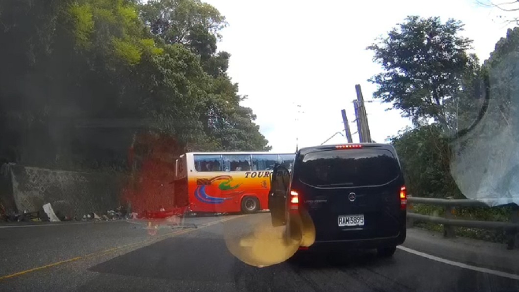 行車紀錄器曝光。（圖／民眾邱先生提供）
