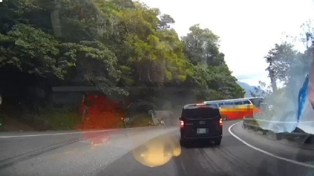 行車紀錄器曝光。（圖／民眾邱先生提供）