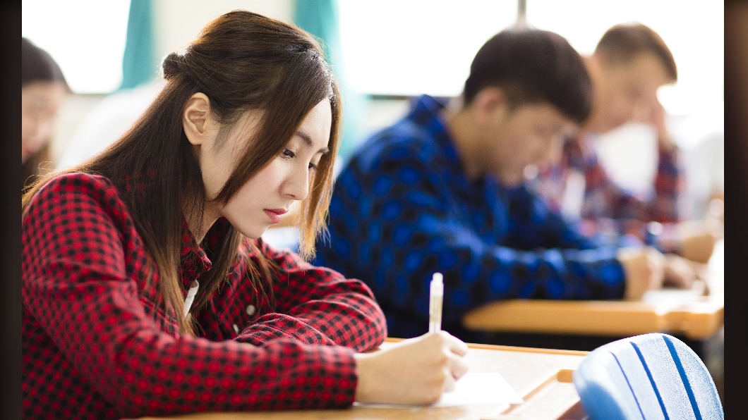 考試。(示意圖/Shutterstock 達志影像)