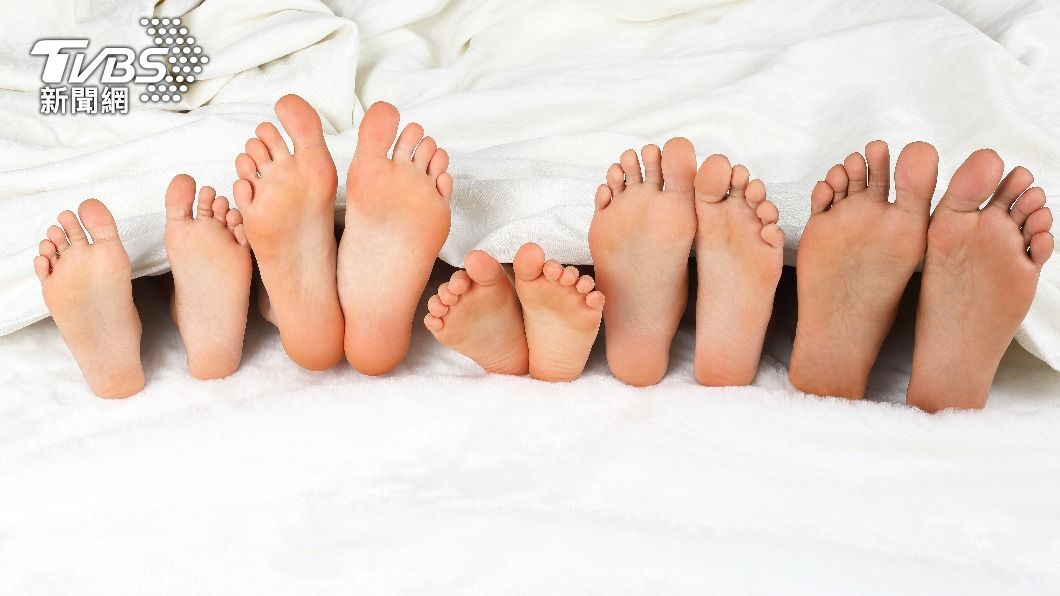 健康的人腳底是淡粉紅色。(示意圖/shutterstock達志影像)