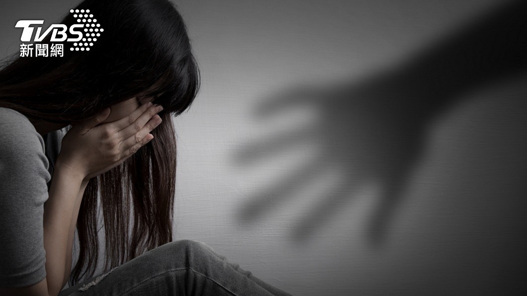 慣竊見女屋主獨自在家趁機性侵對方得逞。(示意圖/shutterstock 達志影像)