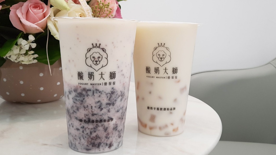 酸奶大獅飲品標榜天然、健康。(圖/翻攝自酸奶大獅臉書)