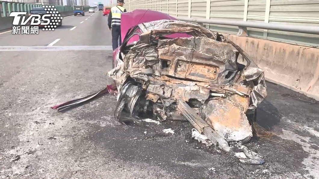 西濱車禍再添1死 大伯燒燙傷搶救20小時宣告不治