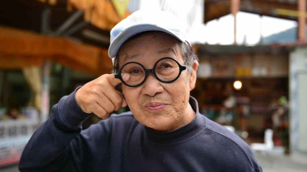 87歲脫線「近況曝光」　發文感嘆：醒來又多賺一天