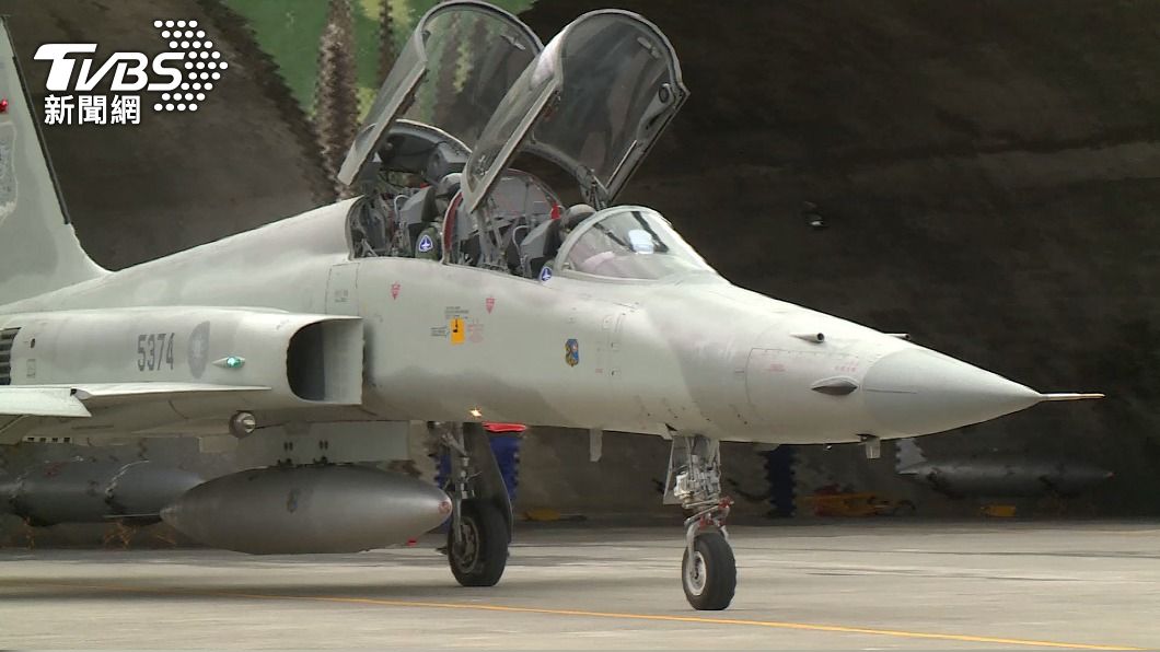 戰機彈射椅換裝 行政院:國防部已核定7.8億元