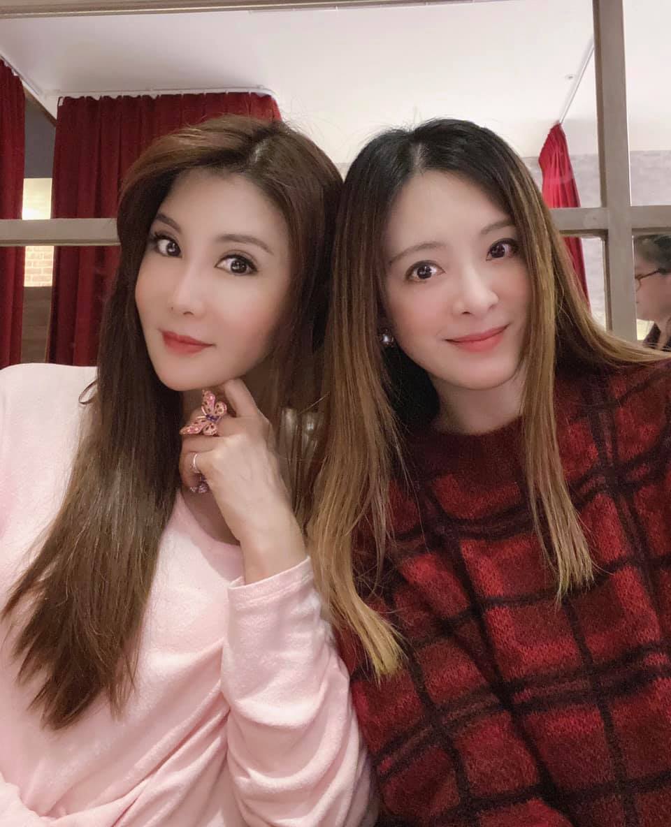 楊麗菁和劉真情同姐妹。(圖/翻攝自楊麗菁臉書)