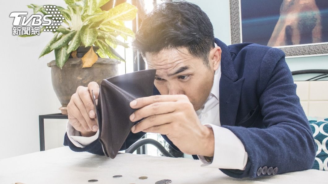 詹惟中認為,農曆3月出生的人可破小財化解危機。(示意圖/shutterstock達志影像)