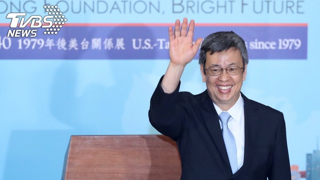 陳建仁比媒專訪 台灣盼6月前展開大規模接種疫苗
