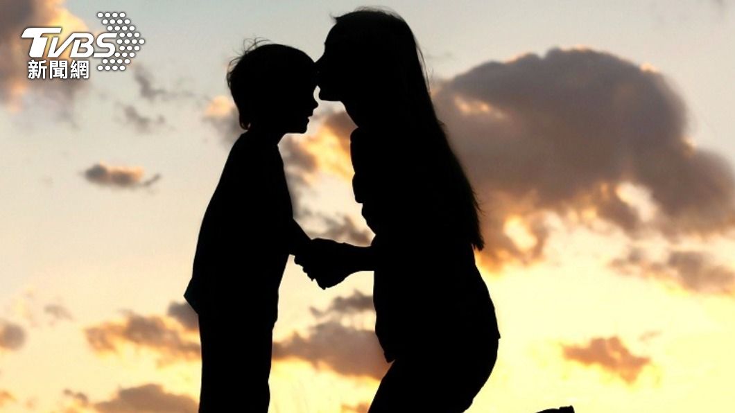 張男多年來對妻兒不聞不問。(示意圖/Shutterstock達志影像)