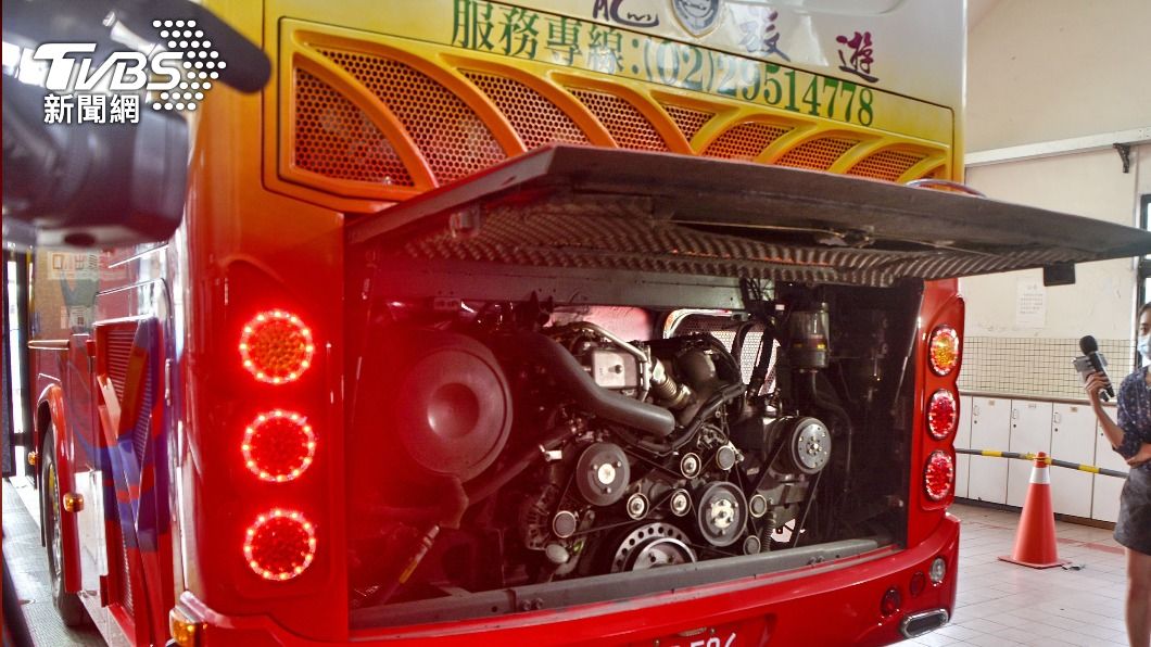 遊覽車座椅安全檢查　交通部擴大召回1189輛