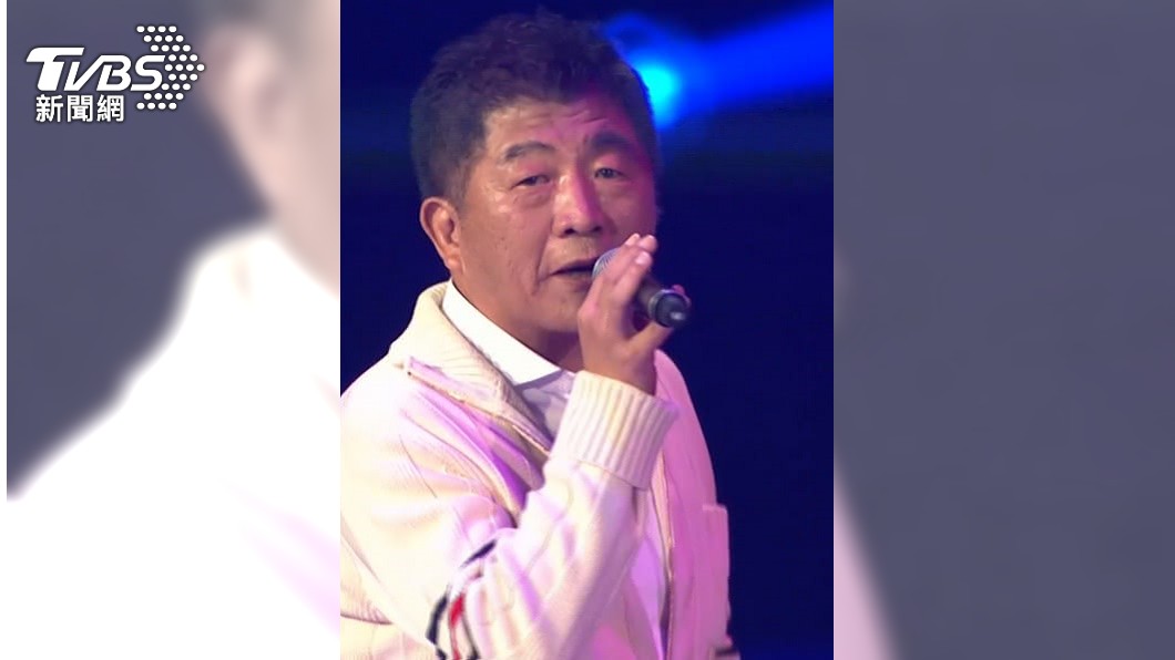 陳時中去年在詹雅雯小巨蛋演唱會上高歌。(圖/TVBS資料畫面)