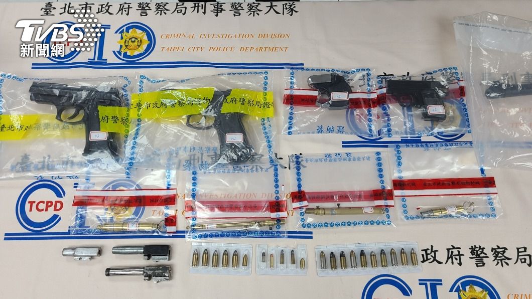 男住家改造槍械向人炫耀遭逮　警搜出10把長短槍